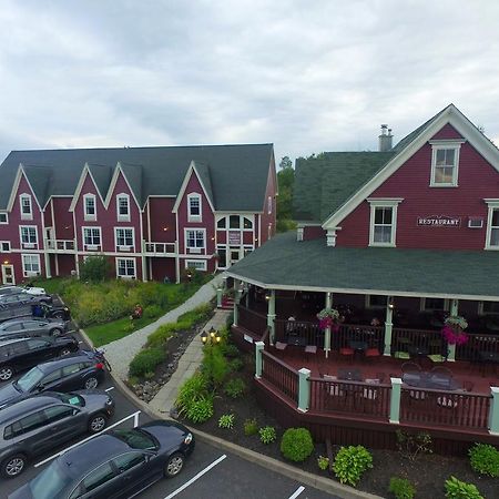 Lynwood Inn Baddeck Inlet Екстериор снимка